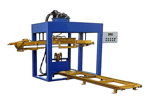Automatic whole board loading machine